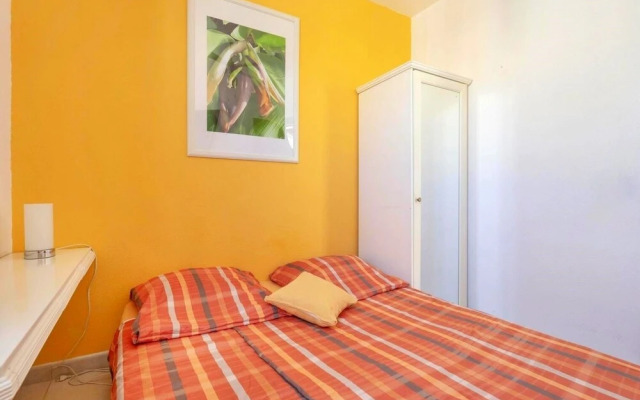 Remarkable 2-bed House in Arona