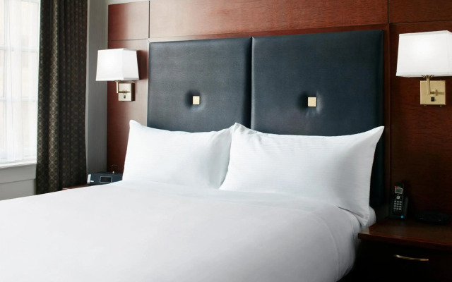 Club Quarters Hotel Downtown, Houston