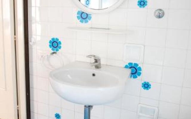 M51 - Marcelli, villetta con giardino a 150m dal mare