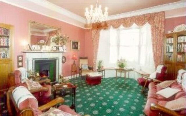 Belvedere Lodge