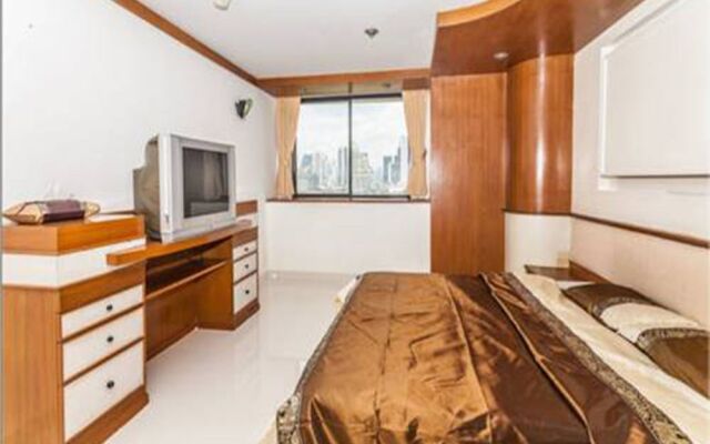 Ebony Towers At Parkview