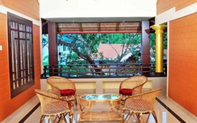 Dahlia Beach Resort
