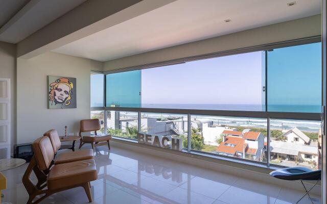 Lindo apartamento com vista para o mar EDU302