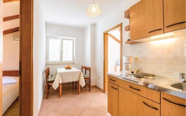 Two-Bedroom Apartment Mlini with Sea view 09