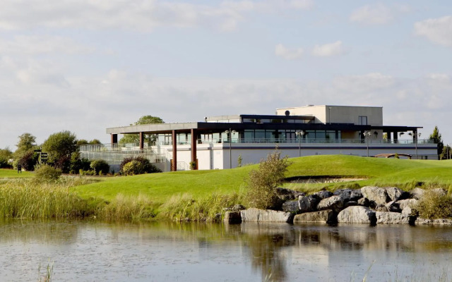 Moyvalley Hotel & Golf Resort