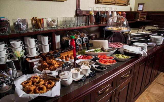 Roze Boutique Apartments