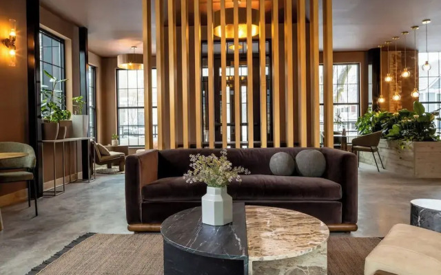 The Dylin by Mint House