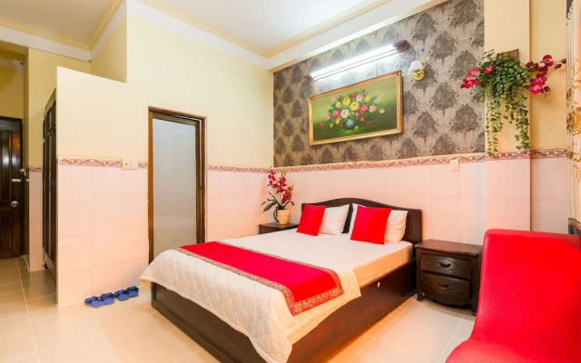 Quy Loc Hotel by OYO Rooms