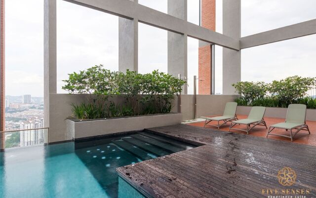 Millerz Square Kuala Lumpur, Travelet