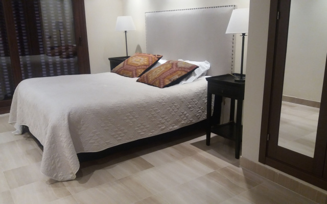 Апартаменты Bahia Boutique