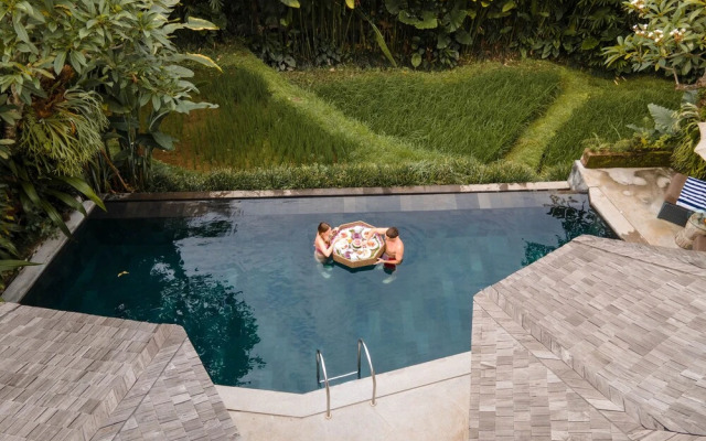 The Sender Pool Suite