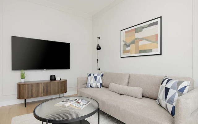 Apartment With Sauna by Renters Prestige