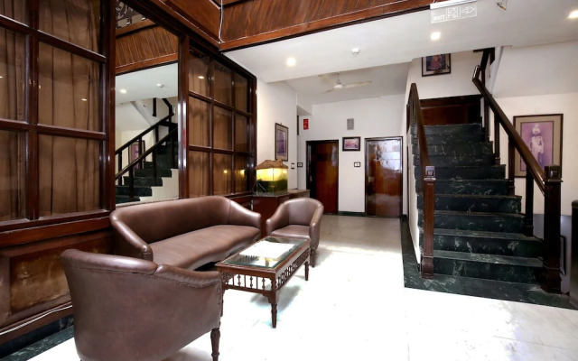 Hotel Multitech by OYO Rooms