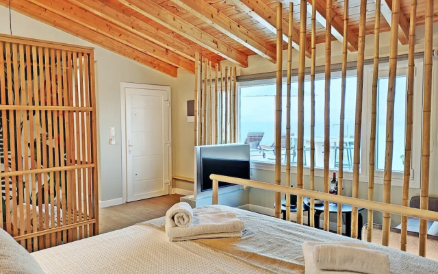 Sea & Cliff Luxury Suites byCorfuescapes