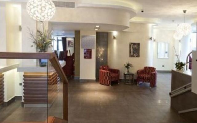 Icon Hotel