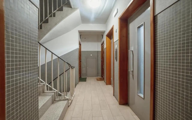 1BR Flat in Trindade w/ AC by metro station