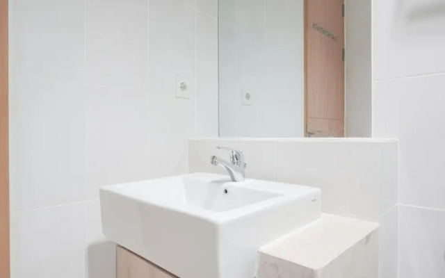 Beautiful And Cozy 2Br Samara Suites Apartment