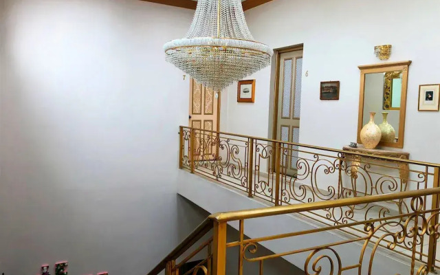 Petit Hostel