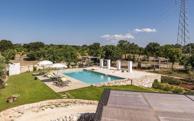 Don Diego, Trulli Villa with pool