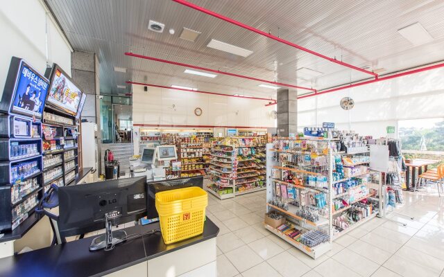 The Four Graces Resort