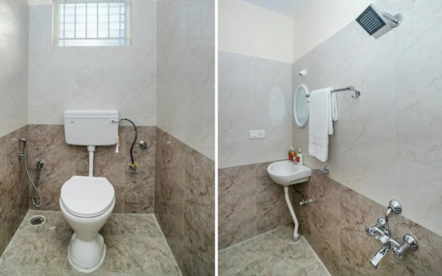 Sri Sai Guest House By OYO Rooms
