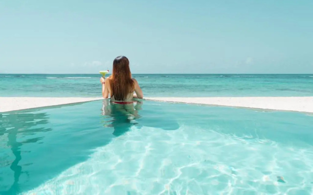 The Sens Riviera By Oasis