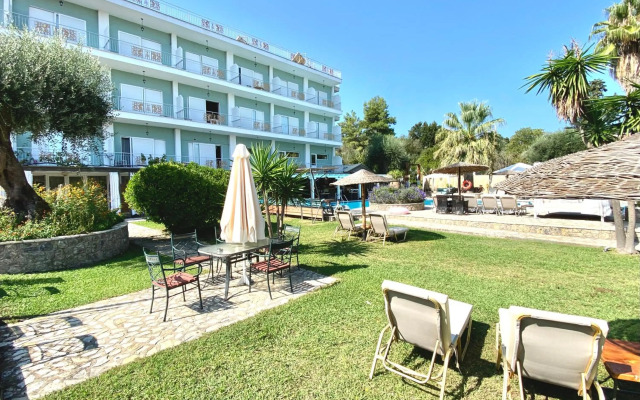 Hotel Paloma Blanca