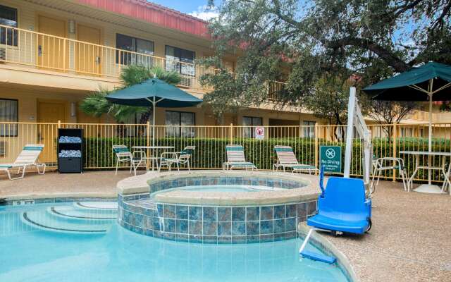 La Quinta Inn by Wyndham San Marcos