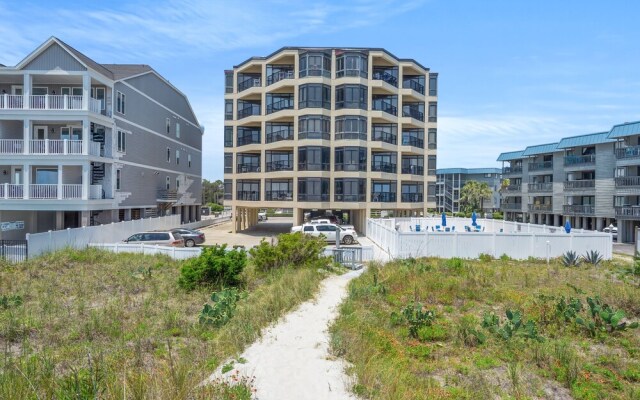 Sedgefield 102 by RedAwning