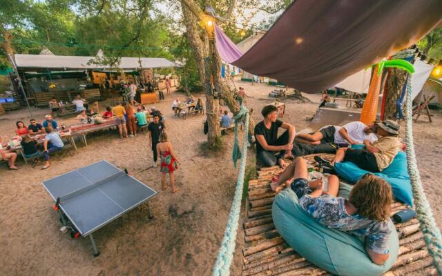 Progress Outdoor Surf Hostel