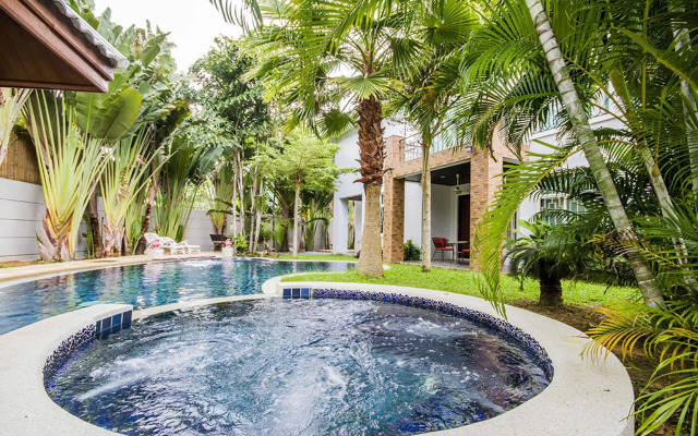 Tamnak Beach House