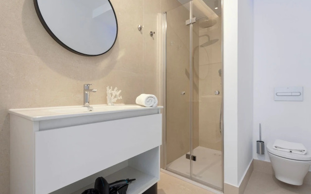 Bright Apartment in Seville. Tomás de Ibarra II