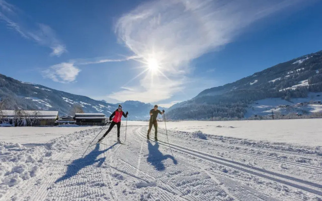 Charming Apartment 850 m From ski Area