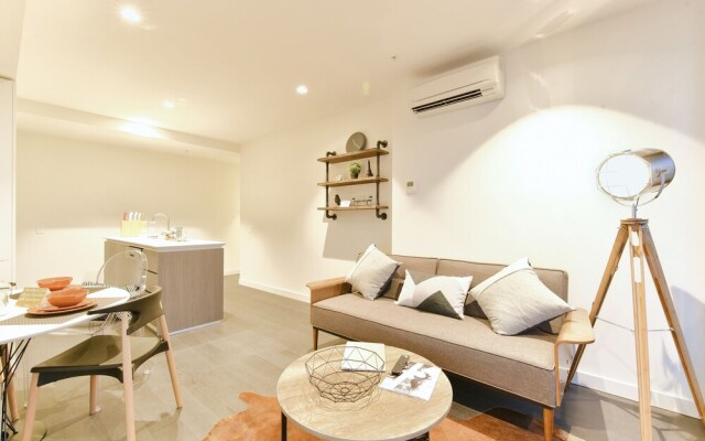 EQ Apartment