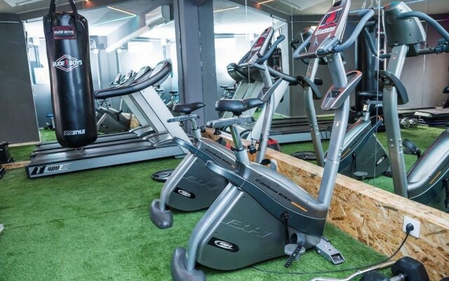 Mi Casa Inn - Residencia Moncloa - Hostel