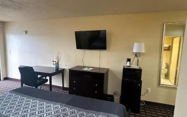 Americas Best Value Inn & Suites