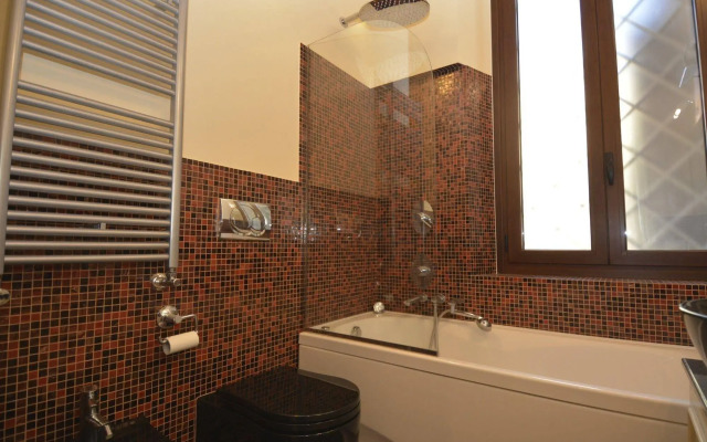 House & The City - Colosseo Apartments