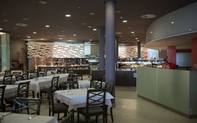 Hotel HD Beach Resort & SPA