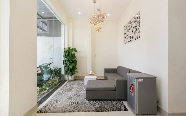 OYO 272 PVL Service Apartment