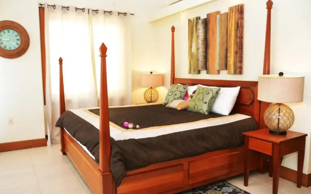 The Villas at Cocoplum