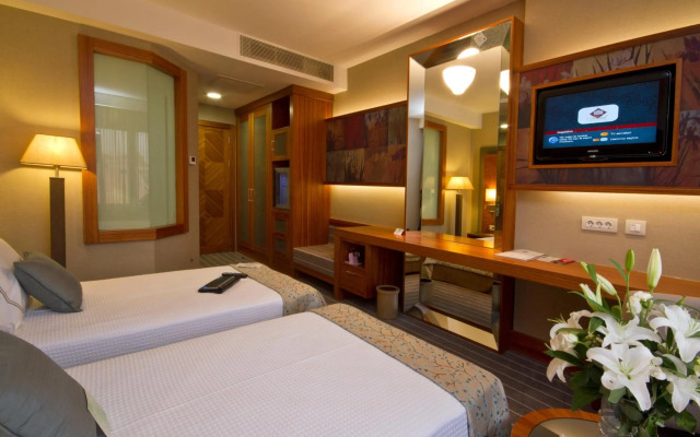 Tugcan Hotel