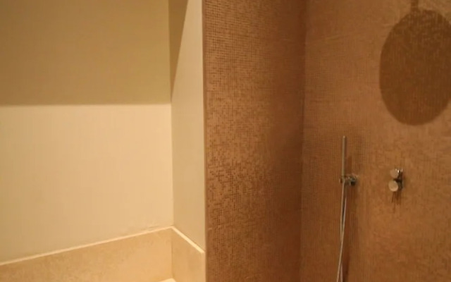 Domus 21 Luxury Suites