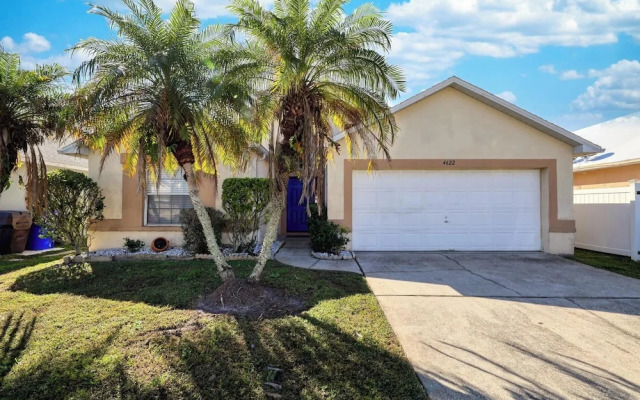 Sandra's Eagle Pointe Vacation Home