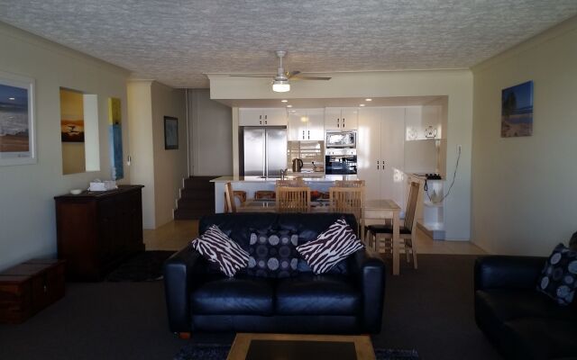 Sunrise Cove Holiday Apartments