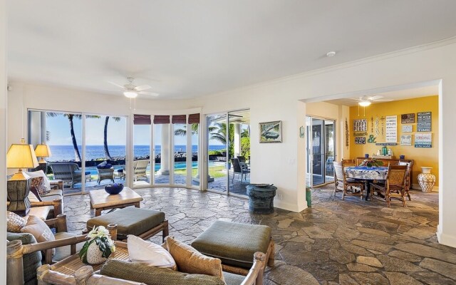 Kona Blue 5 Bedroom Home