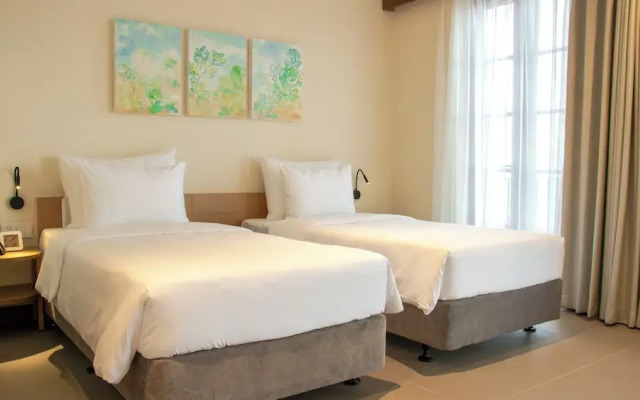SOLANA Hotel Sunset Town Phu Quoc