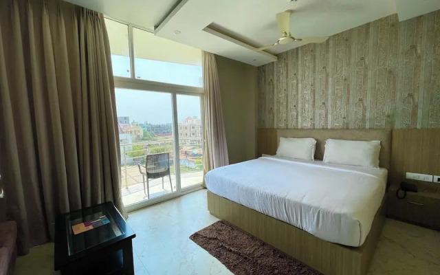 TBS Sea View - Full AC- Pool & Breakfast
