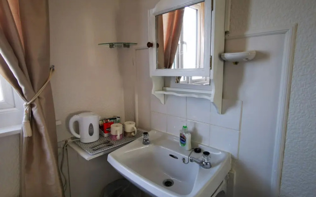 The Thoresby Guest House Scarborough