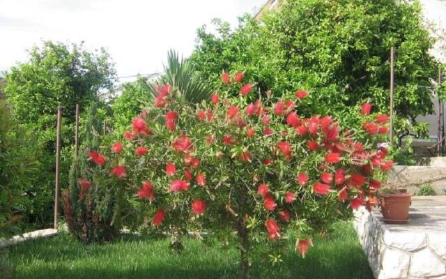 Apartments Davorka - 50m to the sea