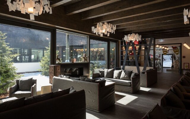 NH Collection Alagna Mirtillo Rosso
